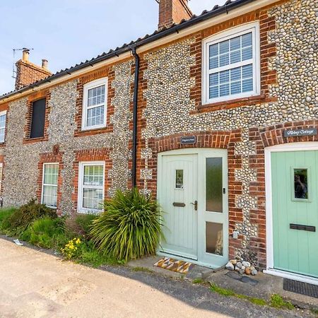 Host & Stay - Pilgrims Rest Bacton  Exterior photo