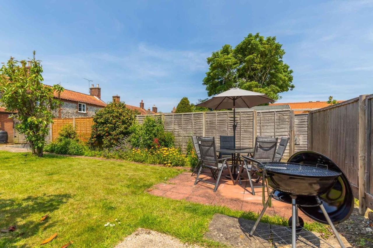 Host & Stay - Pilgrims Rest Bacton  Exterior photo